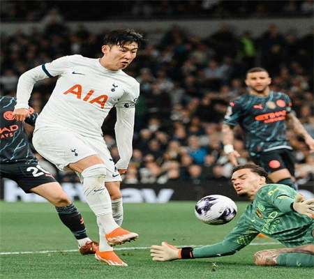 Giành Được Danh Hiệu Thứ 5! Enrique: Tôi Tập Trung Vào Palmeiras Không Để Ý Đến Real Madrid